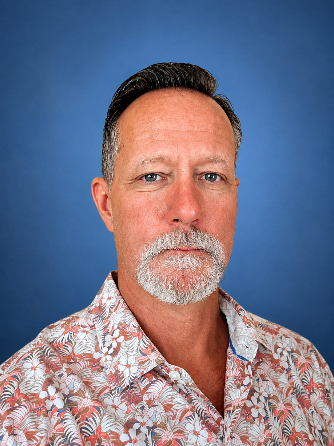 Eric Harris, MD, board-certified orthopaedic spine surgeon